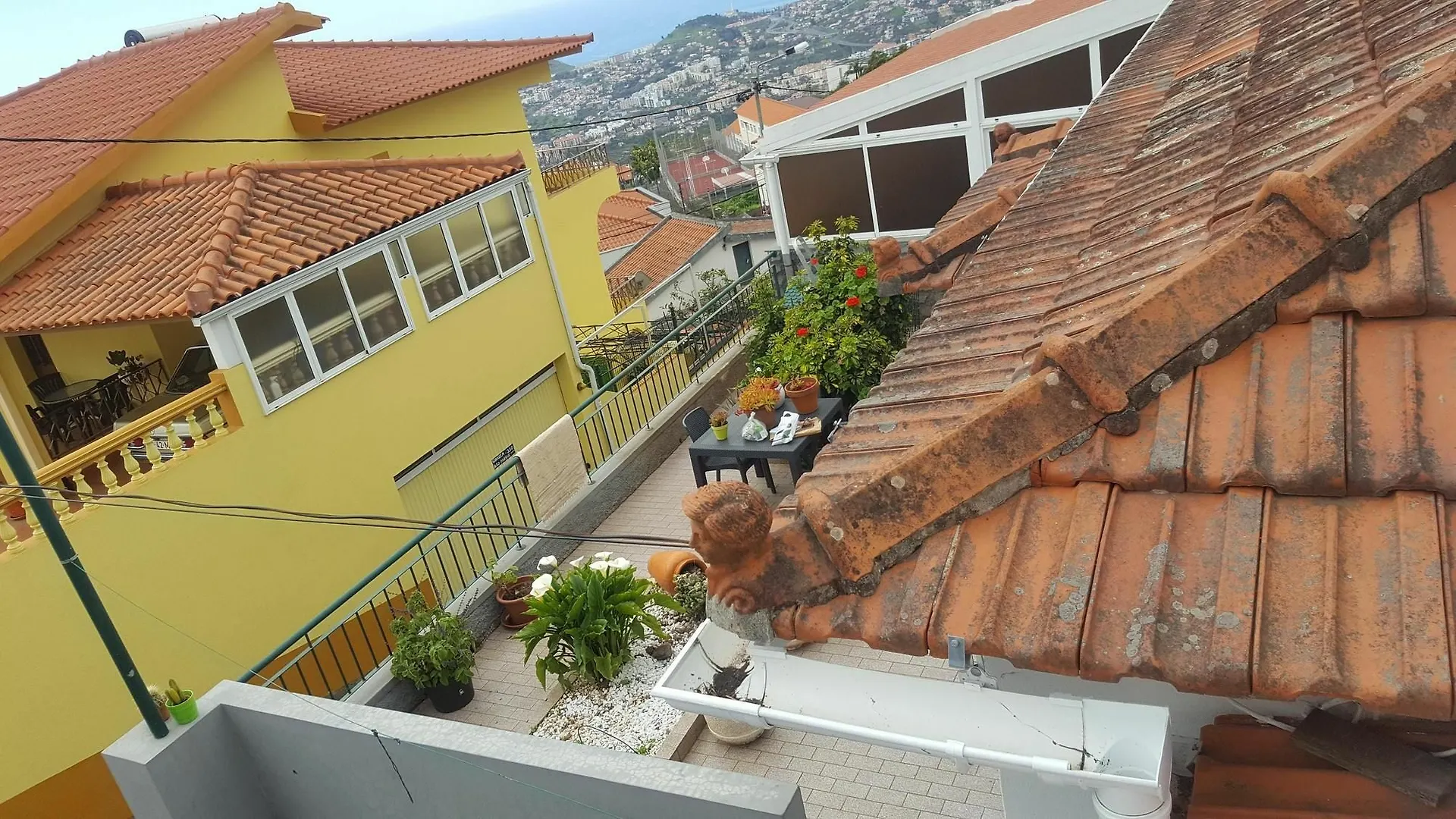 Studio In Funchal With Wonderful Sea View Furnished Balcony And Wifi Apartman